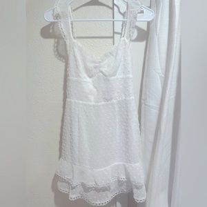 Lucy in The Sky Danika Ruched Sweetheart Dress - White